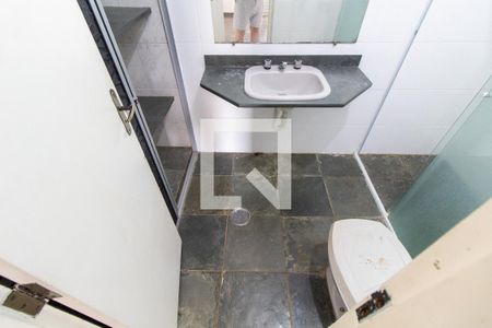 BANHEIRO DA SUITE de casa à venda com 1 quarto, 390m² em Jardim Santa Genebra, Campinas