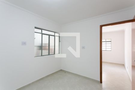 Quarto de casa para alugar com 1 quarto, 40m² em Jardim Itapemirim, São Paulo