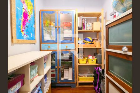 Sala de casa à venda com 4 quartos, 240m² em Vila Rosalia, Guarulhos