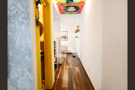 Sala de casa à venda com 4 quartos, 240m² em Vila Rosalia, Guarulhos