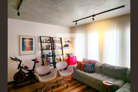 Sala de casa à venda com 4 quartos, 240m² em Vila Rosalia, Guarulhos