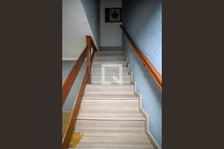 Escada de casa à venda com 3 quartos, 128m² em Vila Vermelha, São Paulo