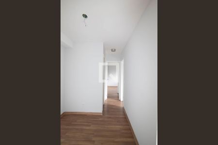 Corredor de apartamento à venda com 2 quartos, 63m² em Jardim Flor da Montanha, Guarulhos