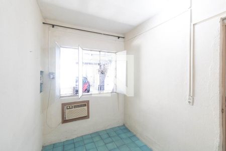 Sala/Quarto de casa para alugar com 1 quarto, 15m² em Campo Grande, Rio de Janeiro