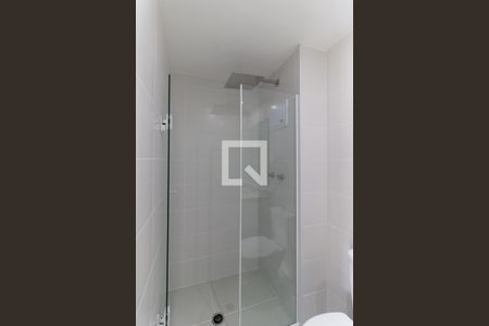 Banheiro de apartamento para alugar com 1 quarto, 32m² em Vila Gumercindo, São Paulo