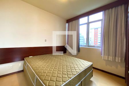 Quarto de kitnet/studio à venda com 1 quarto, 40m² em Savassi, Belo Horizonte