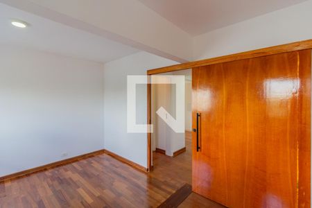 Quarto 1 de apartamento para alugar com 3 quartos, 120m² em Alto de Pinheiros, São Paulo