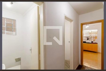 Corredor de casa à venda com 3 quartos, 185m² em Jardim Santa Emilia, São Paulo