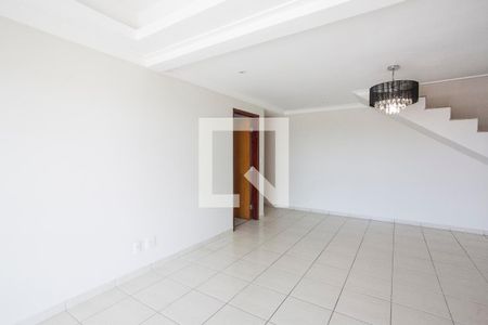 Sala de apartamento para alugar com 3 quartos, 193m² em Santa Mônica, Uberlândia