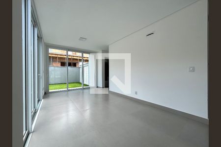 Sala 2 de casa para alugar com 3 quartos, 177m² em Campeche, Florianópolis