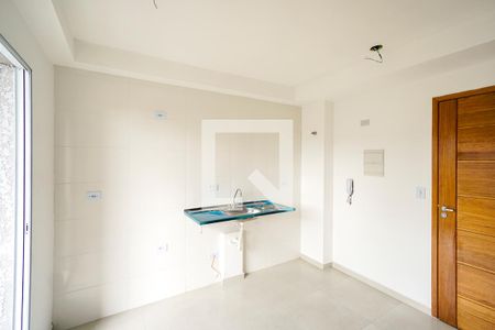 Sala e cozinha de apartamento para alugar com 1 quarto, 25m² em Vila Carrão, São Paulo