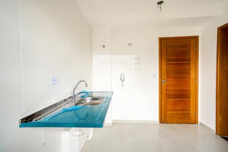 Sala e cozinha de apartamento para alugar com 1 quarto, 25m² em Vila Carrão, São Paulo