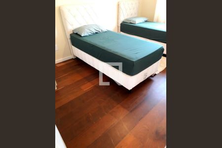 Quarto de apartamento para alugar com 3 quartos, 105m² em Jardim Santa Maria, Guarujá