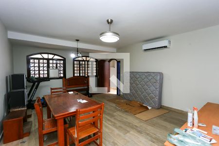 Sala de casa à venda com 4 quartos, 175m² em Vila Andrade, São Paulo