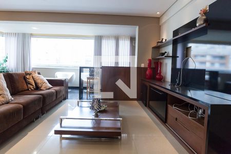 Sala de TV de apartamento para alugar com 4 quartos, 140m² em Vila da Serra, Nova Lima