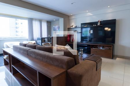 Sala de TV de apartamento para alugar com 4 quartos, 140m² em Vila da Serra, Nova Lima