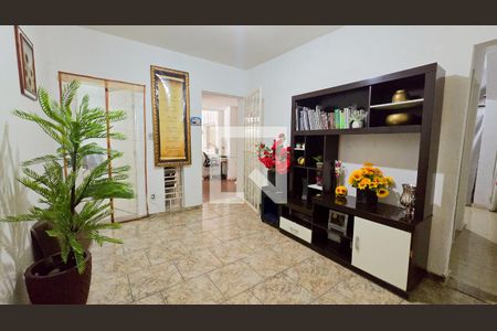 Sala de casa para alugar com 4 quartos, 353m² em Indaiá, Belo Horizonte