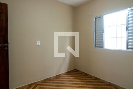 Quarto 2 de casa à venda com 5 quartos, 100m² em Vila Uniao (zona Leste), São Paulo