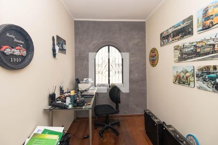 Escritório de casa para alugar com 4 quartos, 300m² em Vila Irmaos Arnoni, São Paulo