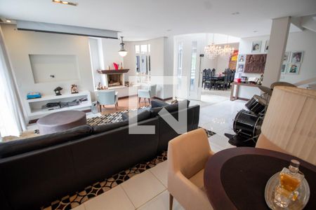 Sala de casa de condomínio para alugar com 5 quartos, 880m² em Colinas do Ermitage (sousas), Campinas