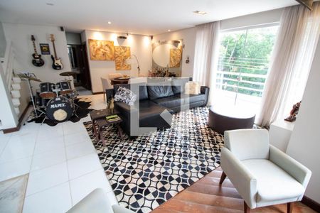 Sala de casa de condomínio para alugar com 5 quartos, 880m² em Colinas do Ermitage (sousas), Campinas