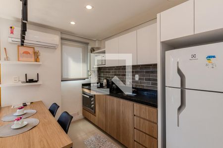 Sala/Cozinha de kitnet/studio para alugar com 1 quarto, 25m² em Farroupilha, Porto Alegre