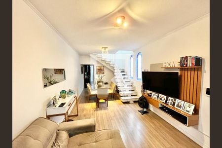 Sala de casa à venda com 5 quartos, 124m² em Santa Teresinha, São Paulo