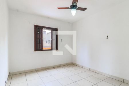 Quarto 1 de casa para alugar com 2 quartos, 120m² em Chácara Santo Antônio (zona Sul), São Paulo