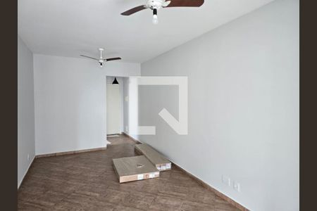 Sala de apartamento para alugar com 3 quartos, 76m² em Vila Augusta, Guarulhos