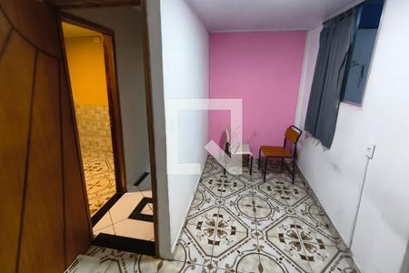 Quarto de casa para alugar com 1 quarto, 150m² em Jardim Vinte E Cinco de Agosto, Duque de Caxias