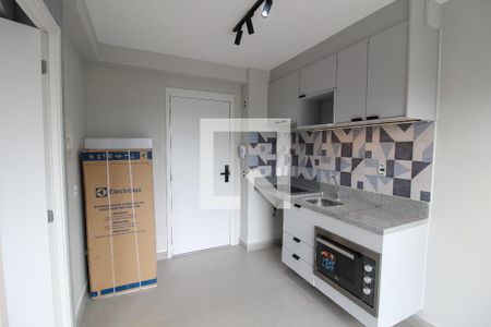 Sala/Cozinha de apartamento à venda com 1 quarto, 23m² em Vila Butantã, São Paulo