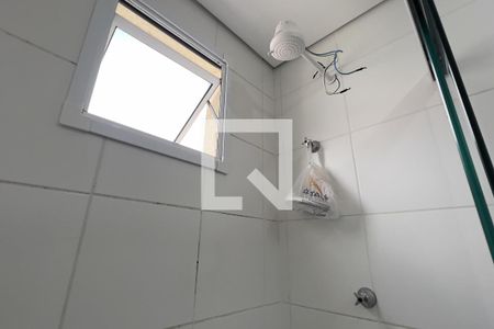 Banheiro da Suíte de apartamento à venda com 2 quartos, 56m² em Jardim do Papai, Guarulhos