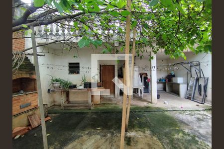 Edícula de casa à venda com 3 quartos, 246m² em Vila Natalia, São Paulo