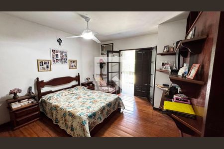 Casa à venda com 4 quartos, 311m² em Tanque, Rio de Janeiro