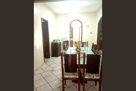 Casa à venda com 4 quartos, 360m² em Universitário, Belo Horizonte