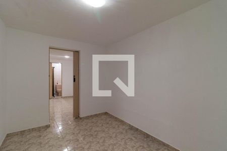Quarto de casa para alugar com 2 quartos, 50m² em Vila Ipojuca, São Paulo