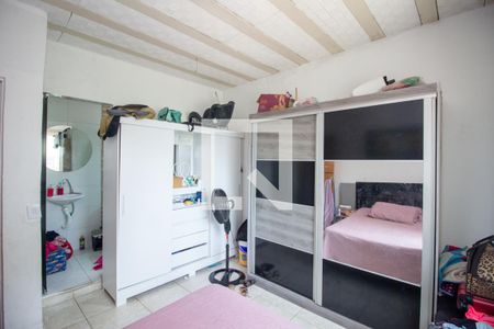 Quarto Suíte de casa à venda com 3 quartos, 160m² em Parque Xangri-lá, Contagem