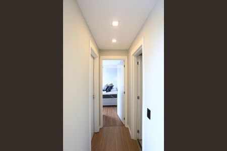 corredor de apartamento para alugar com 2 quartos, 43m² em Jardim Monte Alegre, Taboão da Serra