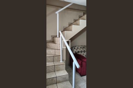 Sala de casa à venda com 4 quartos, 147m² em Jardim Alzira Franco, Santo André