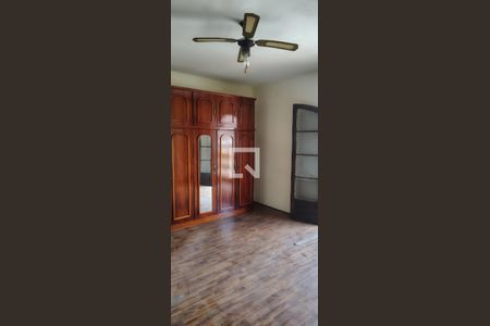 Quarto de casa à venda com 4 quartos, 147m² em Jardim Alzira Franco, Santo André