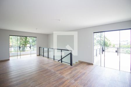 Sala de TV de casa à venda com 3 quartos, 250m² em Chácara Contagem, Contagem