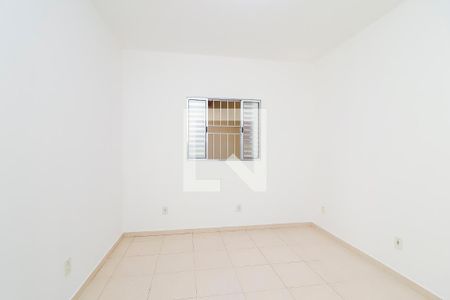Quarto 1 de casa para alugar com 2 quartos, 150m² em Vila Verde, São Paulo