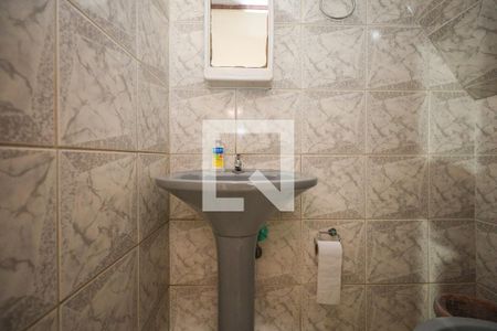 Lavabo de casa para alugar com 3 quartos, 200m² em Jardim Clementino, Taboão da Serra