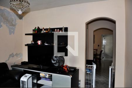 Detalhe - Sala de casa para alugar com 3 quartos, 400m² em Jardim Monjolo, São Paulo