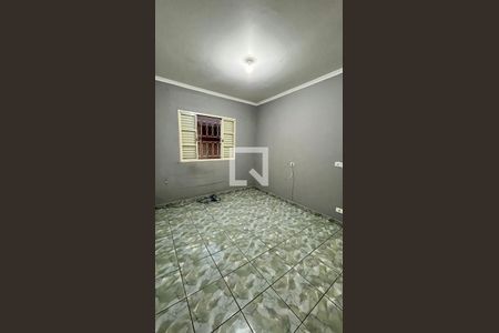 Quarto de casa para alugar com 3 quartos, 205m² em Jardim Sao Roberto, Guarulhos