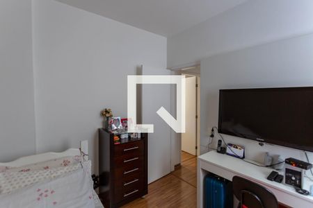 Quarto de apartamento para alugar com 2 quartos, 66m² em Sagrada Família, Belo Horizonte