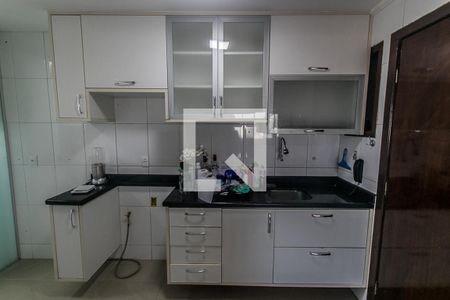 Cozinha de apartamento para alugar com 3 quartos, 167m² em Stiep, Salvador