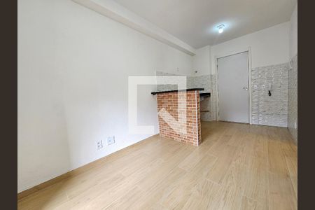 Sala de apartamento para alugar com 2 quartos, 37m² em Jardim São Luís, São Paulo