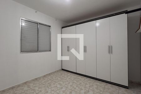 Quarto 1 de apartamento para alugar com 2 quartos, 43m² em Jardim Adriana, Guarulhos