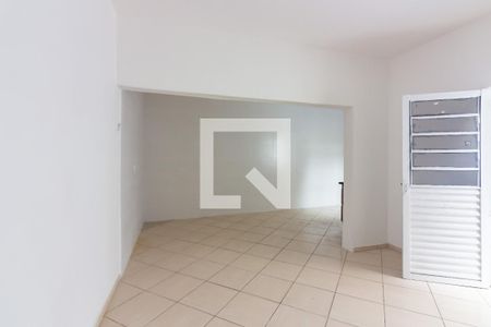 Sala de casa para alugar com 2 quartos, 120m² em Jardim Elvira, Osasco